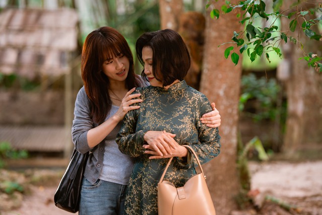 Phương Anh Đ&agrave;o kể về rạn nứt với mẹ từ nhỏ, tới năm 18 tuổi mới ho&agrave; giải - Ảnh 3.