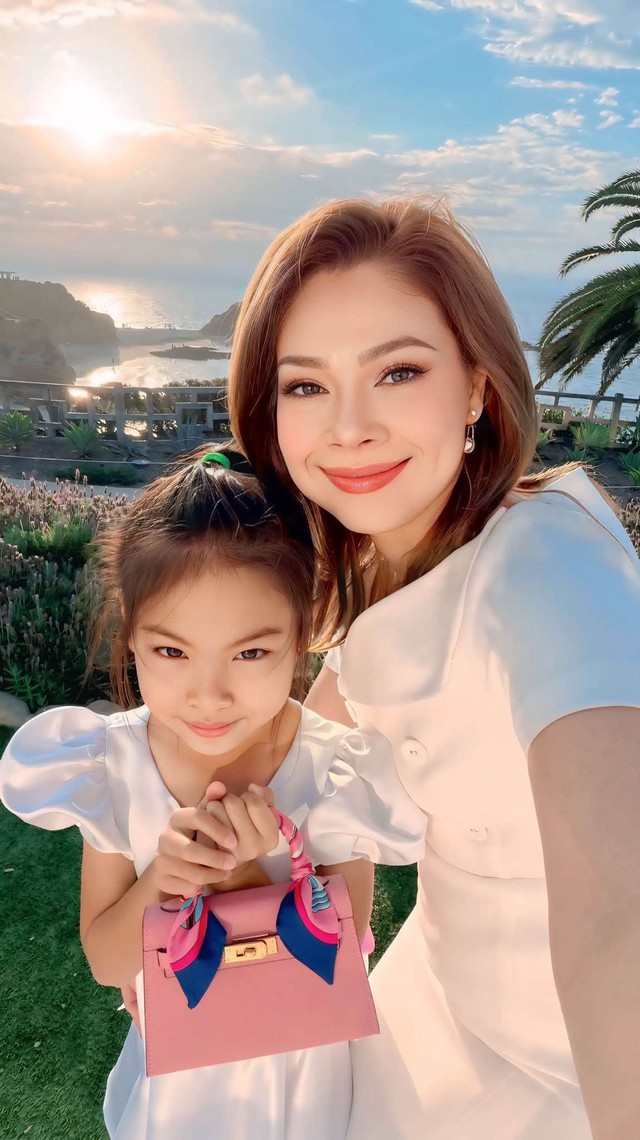 'B&uacute;p b&ecirc;' Thanh Thảo khoe mẹ chồng 88 tuổi khỏe đẹp  - Ảnh 7.