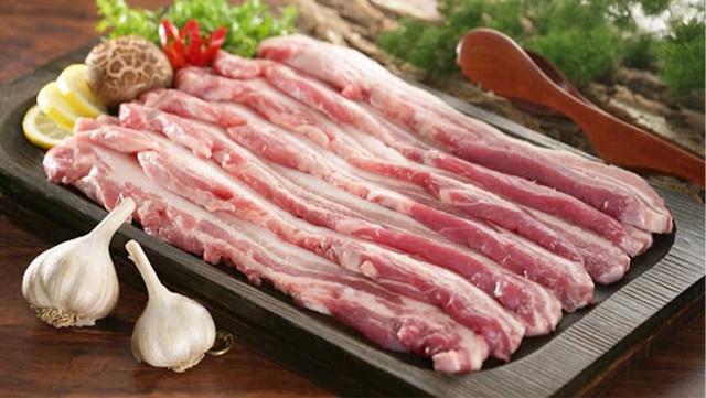 100+ món ăn ngon mỗi ngày: Ba chỉ rang cháy cạnh chuẩn vị không khô - Ảnh 1.