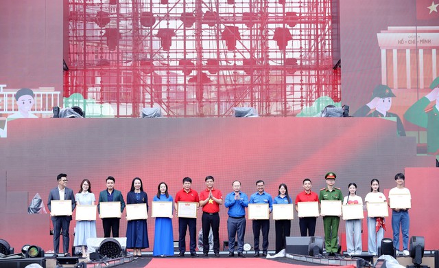 H&agrave;nh tr&igrave;nh &ldquo;T&ocirc;i y&ecirc;u Tổ quốc T&ocirc;i&rdquo; 2026: Lan tỏa tinh thần cống hiến của thế hệ trẻ - Ảnh 3.