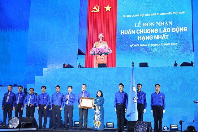 Hội Liên hiệp thanh niên Việt Nam đón nhận Huân chương Lao động hạng Nhất dịp kỷ niệm 70 năm - Ảnh 1.