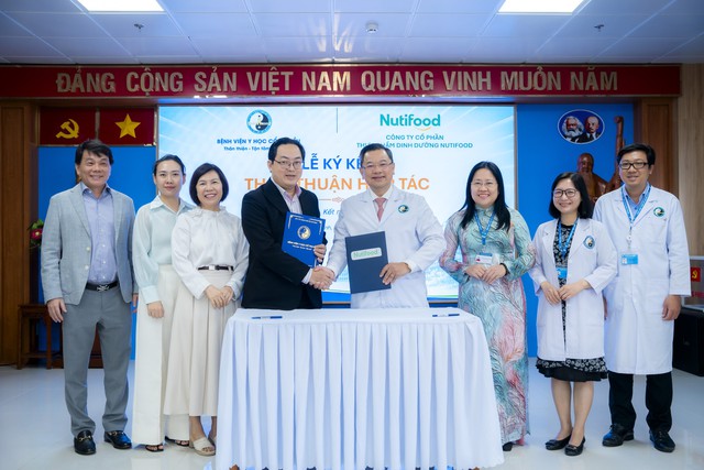 Nutifood v&agrave; Bệnh viện Y học cổ truyền TP. Hồ Ch&iacute; Minh hợp t&aacute;c ph&aacute;t triển giải ph&aacute;p dinh dưỡng từ dược liệu việt - Ảnh 1.
