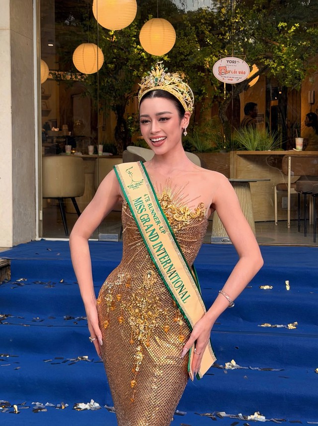 H&agrave;nh tr&igrave;nh chinh phục ng&ocirc;i vị &aacute; hậu Miss Grand 2026 của Emoura Phạm - Ảnh 1.