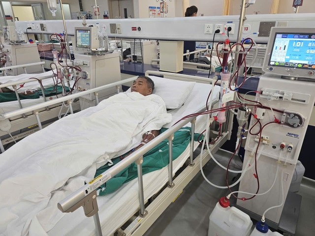MS 1022: X&oacute;t xa gia cảnh người cha suy thận giai đoạn cuối, vợ vừa mất, con trai nguy kịch v&igrave; tai nạn lao động - Ảnh 3.