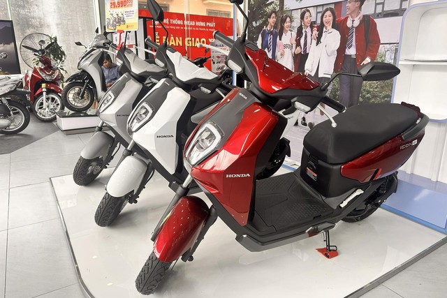 Xe m&aacute;y điện Honda ICON e: gi&aacute; 16,5 triệu đồng tại đại l&yacute;, rẻ hiếm c&oacute; - Ảnh 1.