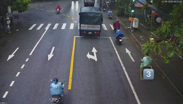 Bắc Ninh: Một người đ&agrave;n &ocirc;ng bị camera AI bắt lỗi 'qu&ecirc;n' đội mũ 10 lần  - Ảnh 3.