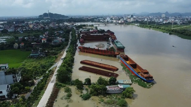 Ninh Bình: Lộ nhiều vi phạm tại bãi sông Đáy của Công ty Vũ Văn Cường, có công trình tồn tại từ năm 2009 - Ảnh 1.
