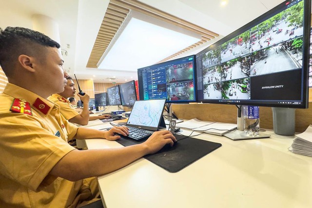 H&agrave; Nội: Camera AI ph&aacute;t hiện 18.512 trường hợp vi phạm giao th&ocirc;ng trong th&aacute;ng 9, c&oacute; trường hợp vi phạm đến 9 lần - Ảnh 1.