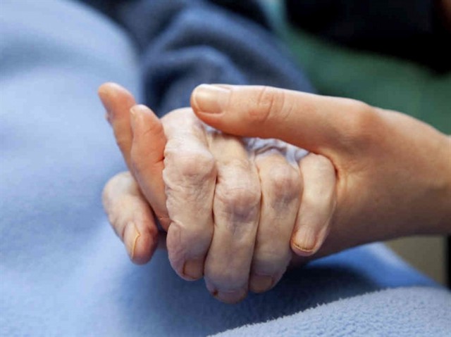 Ngo&agrave;i 60 tuổi, t&ocirc;i mới thấm th&iacute;a: C&oacute; những thứ tiền kiếm cả đời cũng kh&ocirc;ng thể mua lại - Ảnh 2.