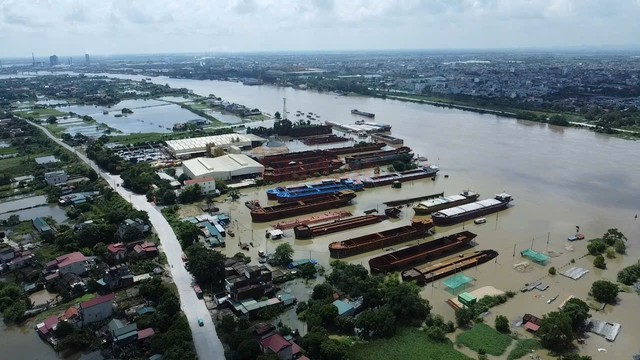 Lộ loạt tồn tại tại bến b&atilde;i ven s&ocirc;ng Đ&aacute;y ở Ninh B&igrave;nh, động th&aacute;i đ&aacute;ng ch&uacute; &yacute; của Chủ tịch x&atilde; &Yacute; Y&ecirc;n? - Ảnh 2.
