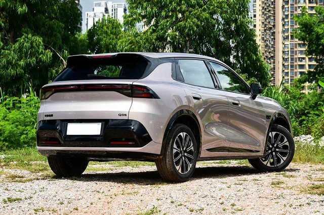 Giá cả thị trường SUV điện Changan Qiyuan Q05 2027 chỉ từ 348 triệu đồng - Ảnh 3.