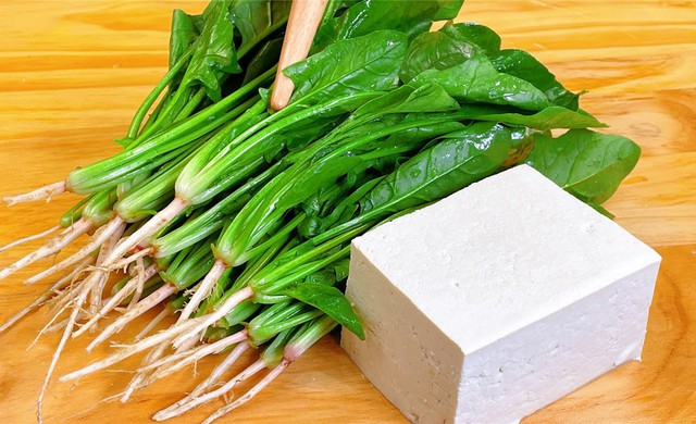 Ăn hồng c&ugrave;ng cua c&oacute; ngộ độc? Giải m&atilde; sự thật đằng sau Top 5 tin đồn "thực phẩm kỵ nhau" m&ugrave;a thu - Ảnh 2.