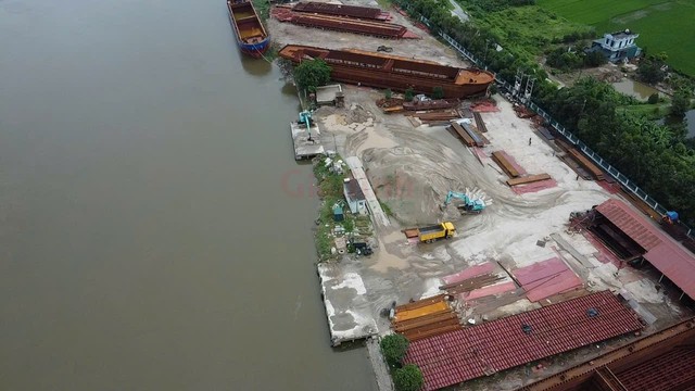 Tỉnh Ninh B&igrave;nh ra 'tối hậu thư' với bến b&atilde;i vi phạm ở &Yacute; Y&ecirc;n, 'hạn ch&oacute;t' trong th&aacute;ng 10 - Ảnh 4.