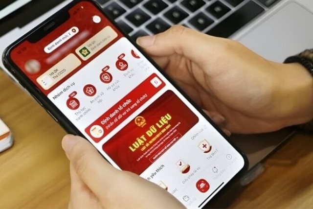 Chỉ c&ograve;n hơn 2 th&aacute;ng nữa, 11 nh&oacute;m t&agrave;i khoản n&agrave;y phải li&ecirc;n kết, x&aacute;c thực tr&ecirc;n VNeID - Ảnh 1.