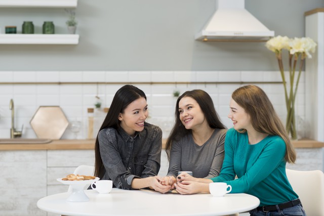 Tuổi trung ni&ecirc;n mới thấm: Phụ nữ muốn sống an y&ecirc;n nhất định phải vun đắp 3 điều - Ảnh 3.