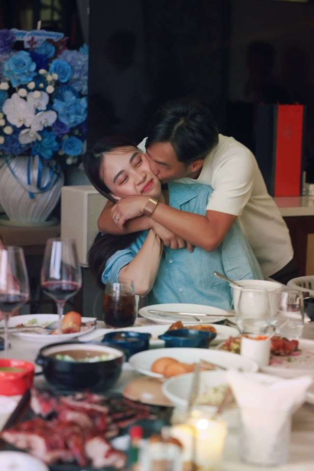 Khoảnh khắc ngọt ng&agrave;o của Cường Đ&ocirc; la v&agrave; Đ&agrave;m Thu Trang - Ảnh 2.
