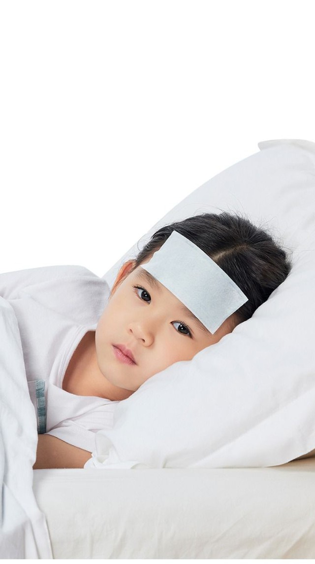 Thấy con sốt liền săn l&ugrave;ng Tamiflu: Sai lầm tai hại m&ugrave;a c&uacute;m v&agrave; 7 khuyến c&aacute;o khẩn từ Bộ Y tế - Ảnh 1.