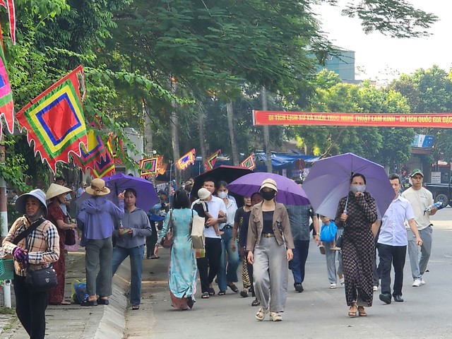 Phi&ecirc;n chợ v&ugrave;ng cao xứ Thanh tại Lam Kinh hội tụ văn h&oacute;a v&agrave; ẩm thực đặc sắc - Ảnh 1.