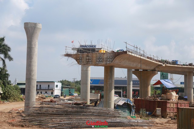 GĐXH - Được khởi c&ocirc;ng từ th&aacute;ng 4/2025 với tổng vốn đầu tư gần 2.400 tỷ đồng, dự &aacute;n n&uacute;t giao kh&aacute;c mức giữa V&agrave;nh đai 3.5 v&agrave; Đại lộ Thăng Long đang đẩy nhanh tiến độ thi c&ocirc;ng. - Ảnh 3.