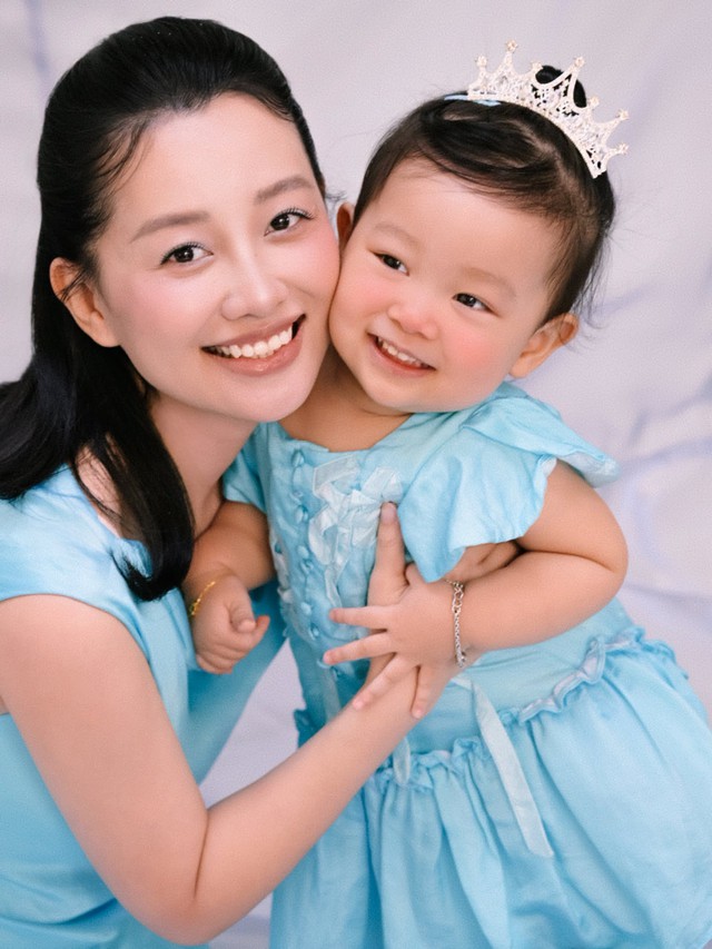 Con g&aacute;i MC Quỳnh Chi - Ảnh 2.