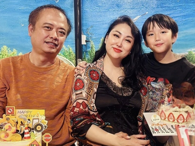 Phi Thanh V&acirc;n c&ocirc;ng khai bạn trai doanh nh&acirc;n v&agrave; chuyện con chung , con ri&ecirc;ng - Ảnh 4.