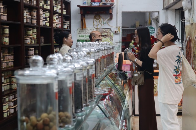&Ocirc; mai H&agrave;ng Đường: Thức qu&agrave; H&agrave; Nội giữa thị trường đặc sản ng&agrave;y c&agrave;ng đa dạng - Ảnh 6.