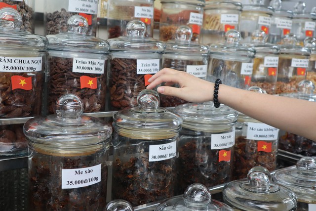 &Ocirc; mai H&agrave;ng Đường: Thức qu&agrave; H&agrave; Nội giữa thị trường đặc sản ng&agrave;y c&agrave;ng đa dạng - Ảnh 2.