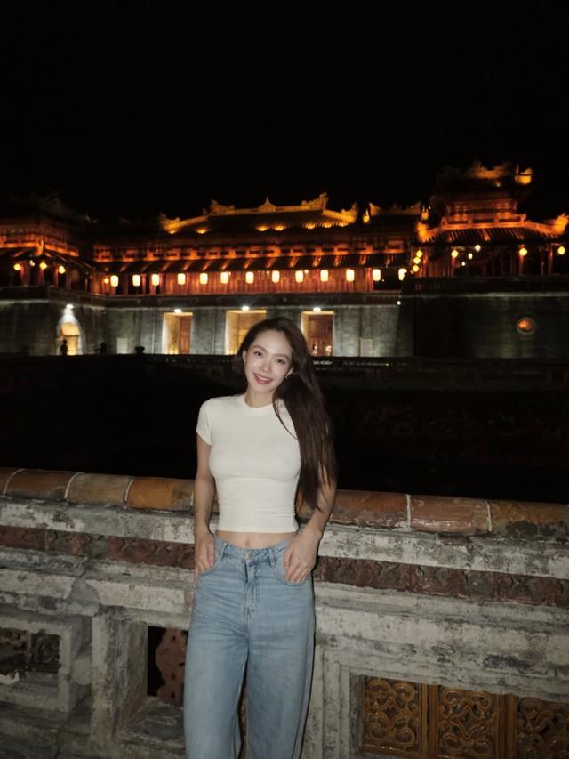 Ca sĩ Minh Hằng thăng hoa sự nghiệp v&agrave; nhan sắc quyến rũ ở tuổi 39 - Ảnh 4.