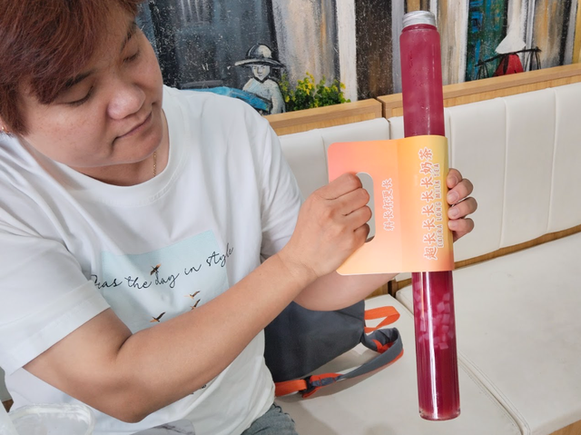 Khi đồ ăn, thức uống 'si&ecirc;u d&agrave;i' trở th&agrave;nh xu hướng - Ảnh 1.
