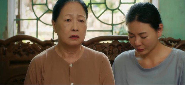 Tâm và Phú: Cuộc hôn nhân thần tốc trong đội bóng nữ làng Xuân - Ảnh 2.