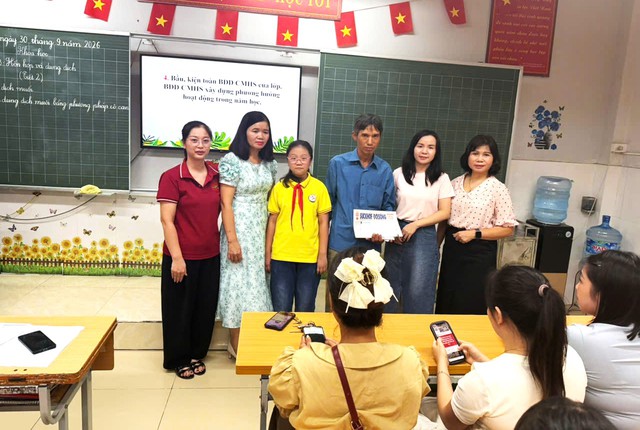 Hỗ trợ gia đình chị Phan Thị Mai Phương vượt khó khăn từ chương trình Vòng tay nhân ái - Ảnh 1.