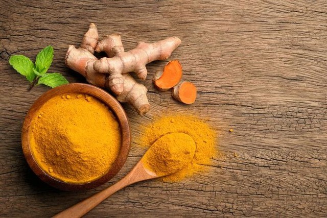Bột nghệ và tinh bột nghệ khác nhau thế nào? Đừng nhầm loại mịn hơn là tốt hơn - Ảnh 3.