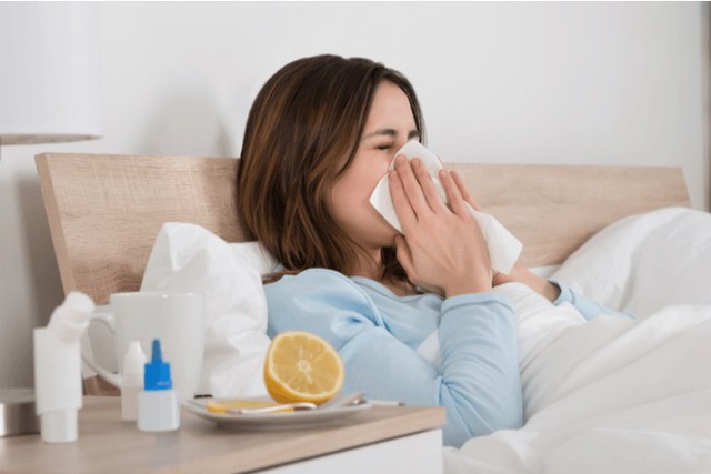 Thời tiết hanh khô: 5 cách chăm sóc đường hô hấp, phòng viêm xoang tái phát - Ảnh 1.