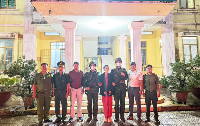 Bắt giữ thành công đối tượng truy nã Nguyễn Thu Phương khi đang lẩn trốn tại Campuchia - Ảnh 1.