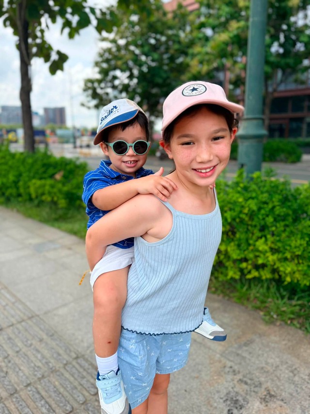 Myla - con g&aacute;i lai T&acirc;y của H&agrave; Anh: 8 tuổi c&oacute; v&oacute;c d&aacute;ng phổng phao, sống t&igrave;nh cảm - Ảnh 5.