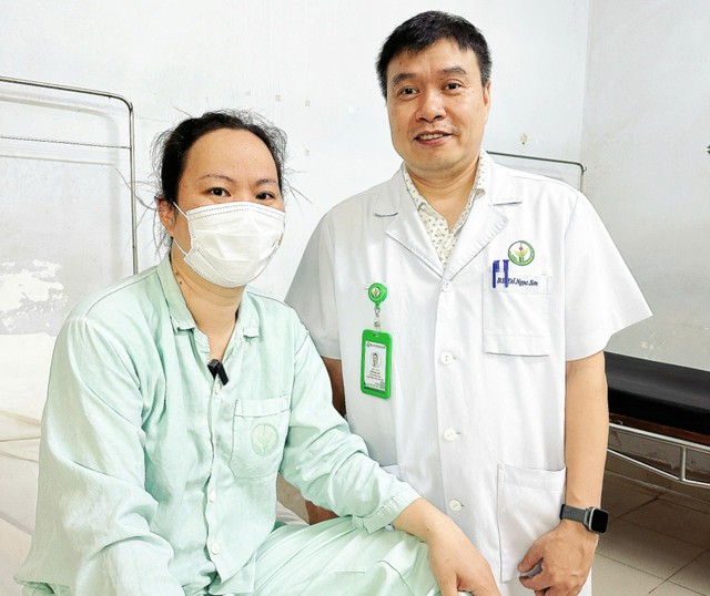 Không có triệu chứng, người phụ nữ 40 tuổi bất ngờ phát hiện khối u thận đã xâm lấn - Ảnh 2.