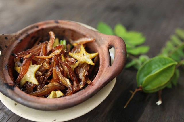 C&aacute; cơm nhỏ nhưng gi&agrave;u dinh dưỡng: Ăn cả xương c&oacute; th&ecirc;m canxi, người n&agrave;y n&ecirc;n hạn chế c&aacute; kh&ocirc; - Ảnh 1.