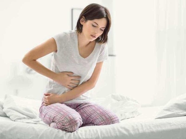 Nguy&ecirc;n nh&acirc;n v&agrave; c&aacute;ch khắc phục đau khi quan hệ ở nữ giới - Ảnh 2.