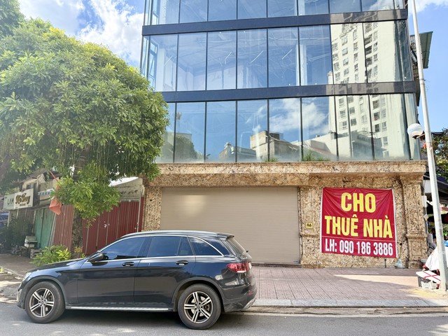 Nhà mặt phố cho thuê ế ẩm, chủ nhà cần làm gì để thoát khỏi cảnh ‘vườn không nhà trống’? - Ảnh 2.