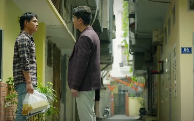 M&ugrave;a h&egrave; năm ấy - Tập 26: Phương 'sốc' trước b&iacute; mật động trời - Ảnh 4.