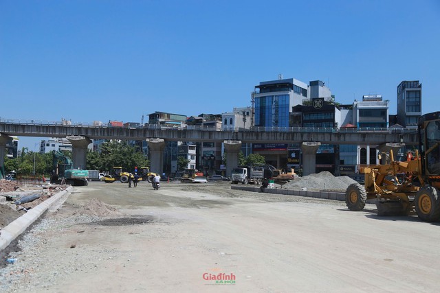 Nước r&uacute;t thi c&ocirc;ng V&agrave;nh đai 2.5 đoạn Cầu Giấy - Dịch Vọng trước ng&agrave;y th&ocirc;ng xe - Ảnh 1.