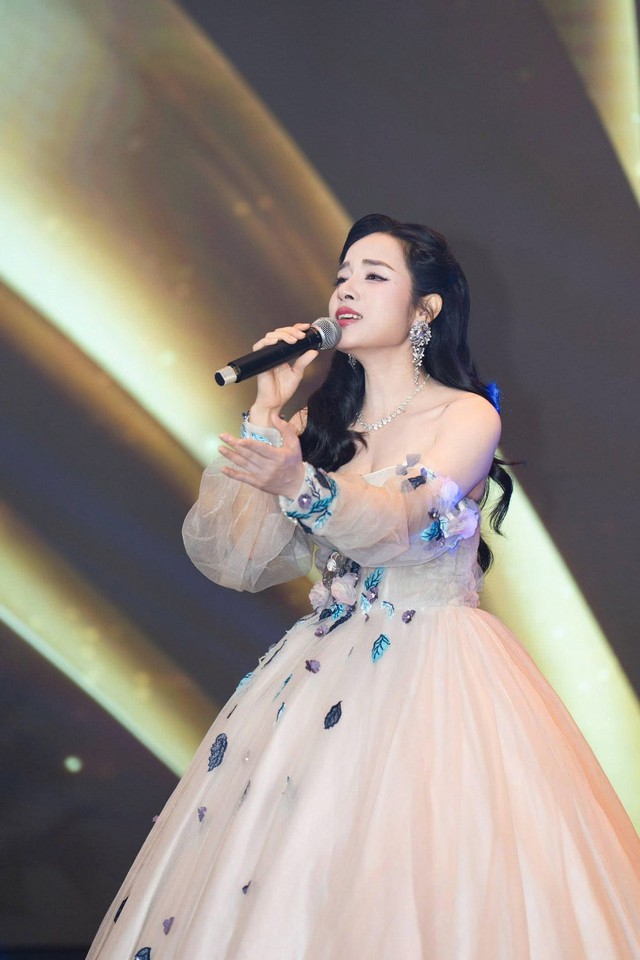 Nghệ sĩ Opera Trang Bùi gửi tình yêu Hà Nội vào 'Sông Hồng nỗi nhớ' - Ảnh 2.