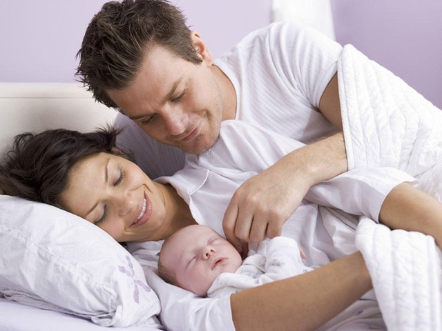 Thời điểm an toàn để gần gũi sau sinh cho các cặp vợ chồng trẻ - Ảnh 1.