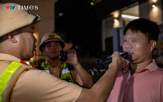 Tin sáng 2/2: Những trường hợp dừng hưởng lương hưu, trợ cấp BHXH từ năm 2026; Từ 1/7/2026, những người dân Việt Nam thuộc nhóm đối tượng này đón tin vui - Ảnh 6. Tin sáng 2/2: Những trường hợp dừng hưởng lương hưu, trợ cấp BHXH từ năm 2026; Từ 1/7/2026, những người dân Việt Nam thuộc nhóm đối tượng này đón tin vui - Ảnh 6.