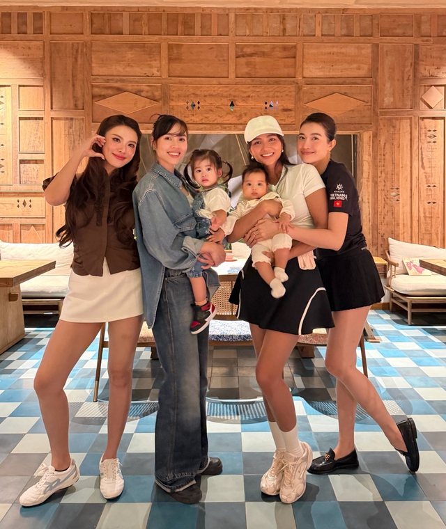 Khoảnh khắc đ&aacute;ng y&ecirc;u của con g&aacute;i H'Hen Ni&ecirc; v&agrave; Vũ Ho&agrave;ng My g&acirc;y sốt - Ảnh 2.