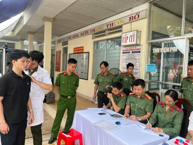 Đ&aacute;p ứng điều kiện n&agrave;y c&ocirc;ng d&acirc;n mới được tham gia nghĩa vụ C&ocirc;ng an nh&acirc;n d&acirc;n 2026 - Ảnh 3.