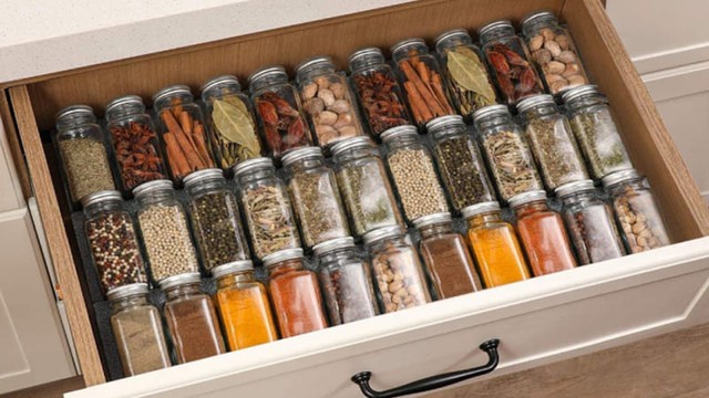 Những vật dụng n&ecirc;n thay mới trong bếp trước Tết gi&uacute;p bếp th&ocirc;ng tho&aacute;ng, đ&oacute;n t&agrave;i lộc v&agrave;o nh&agrave; - Ảnh 5.