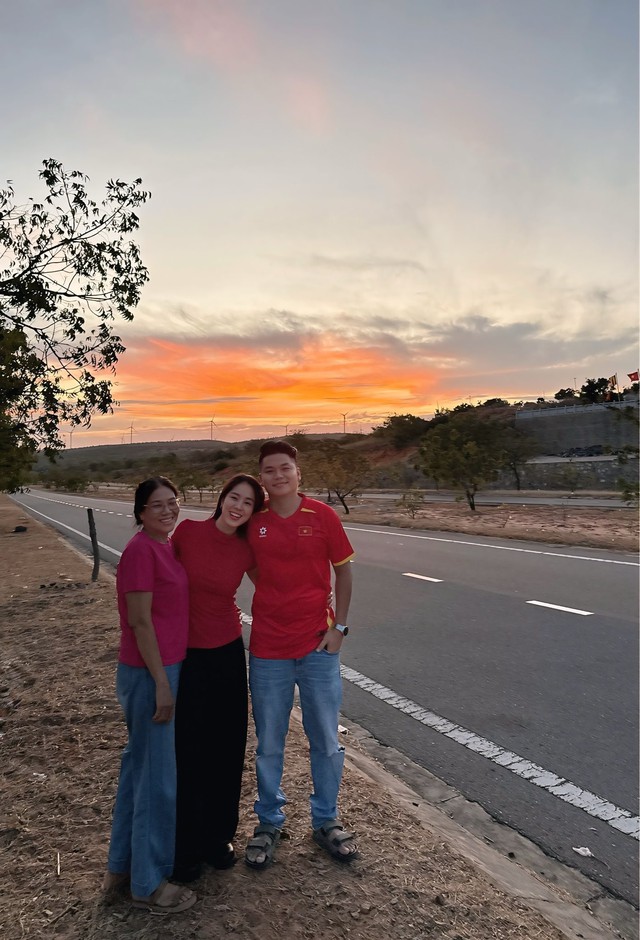 Lê Phương cùng chồng con về quê nội đón Tết sớm - Ảnh 7. Lê Phương cùng chồng con về quê nội đón Tết sớm - Ảnh 7.