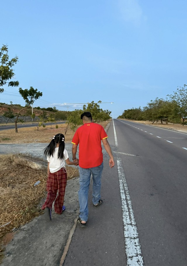 Lê Phương cùng chồng con về quê nội đón Tết sớm - Ảnh 8. Lê Phương cùng chồng con về quê nội đón Tết sớm - Ảnh 8.