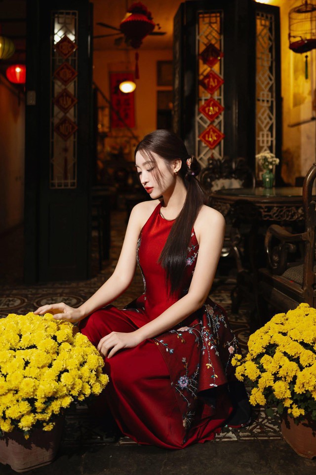 Đỗ Mỹ Linh gây chú ý với khoảnh khắc hạnh phúc bên gia đình ngày Tết 2026 - Ảnh 2. Đỗ Mỹ Linh gây chú ý với khoảnh khắc hạnh phúc bên gia đình ngày Tết 2026 - Ảnh 2.